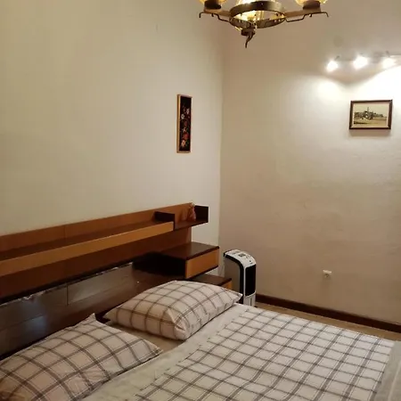 Pensionat Casa Lauro Pula