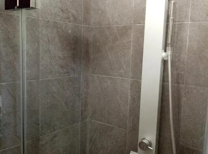 Konukevi Casa Lauro 3*